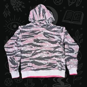 Young & Reckless Camo Hoodie Streetwear Skater Size M